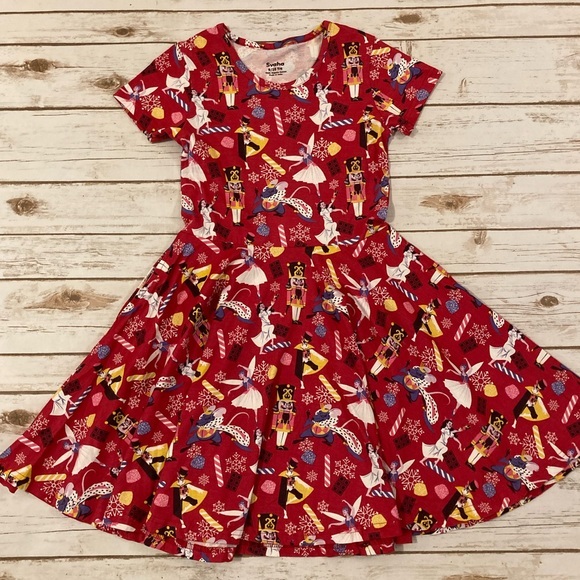 Svaha Red Nutcracker Short Sleeve Jersey Swing Dress - Picture 1 of 9